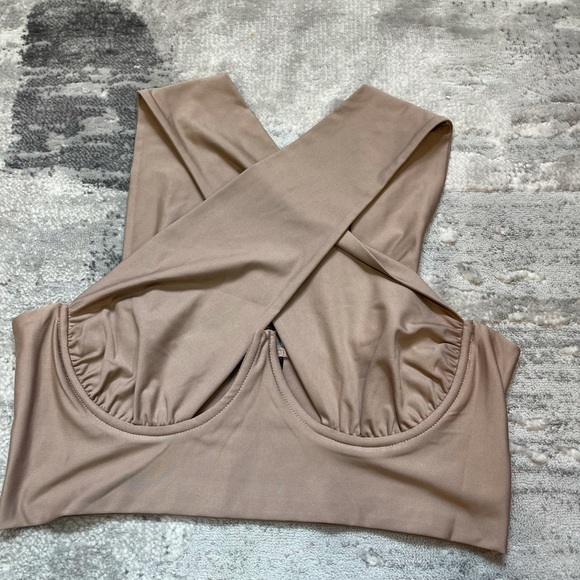 🌟tan cross wrap top - Picture 3 of 3